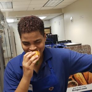 Meet your Posher, Briana